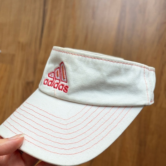 ADIDAS visor hat - Picture 5 of 5